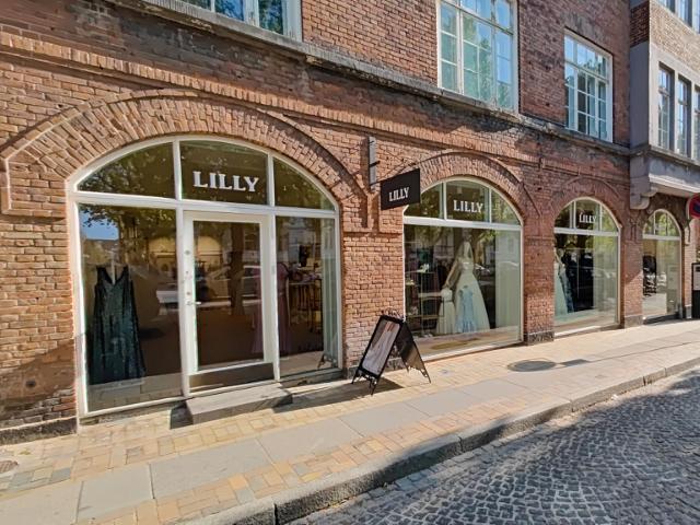 Lilly Brudekjoler i København