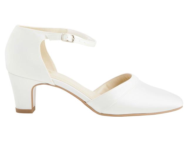 Brudesko med mellem høj hæl