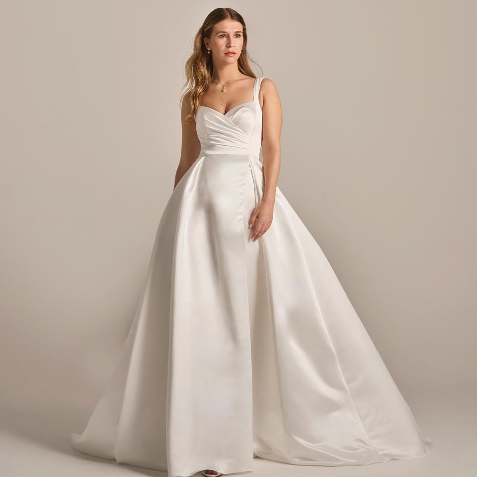 Satin wedding dress in clean chic design | LILLY